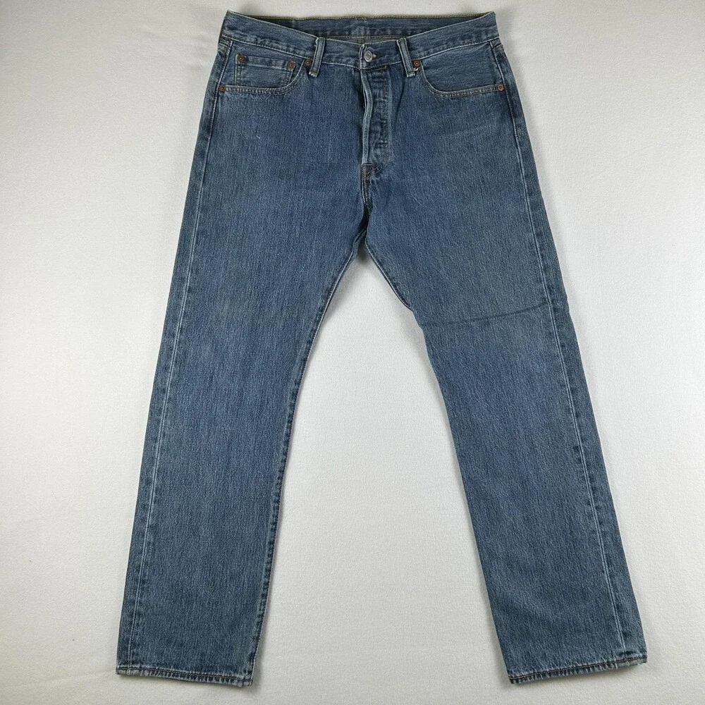 Levis 501 Jeans Mens 33x30 Medium Wash Denim Regular Straight Button Fly Y2K